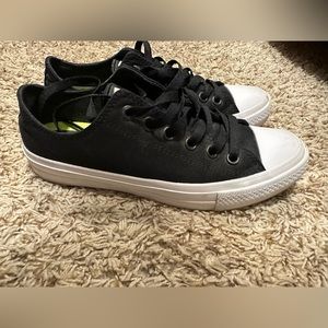 Women’s Chuck Taylor II size 8 with Lunarlon insole